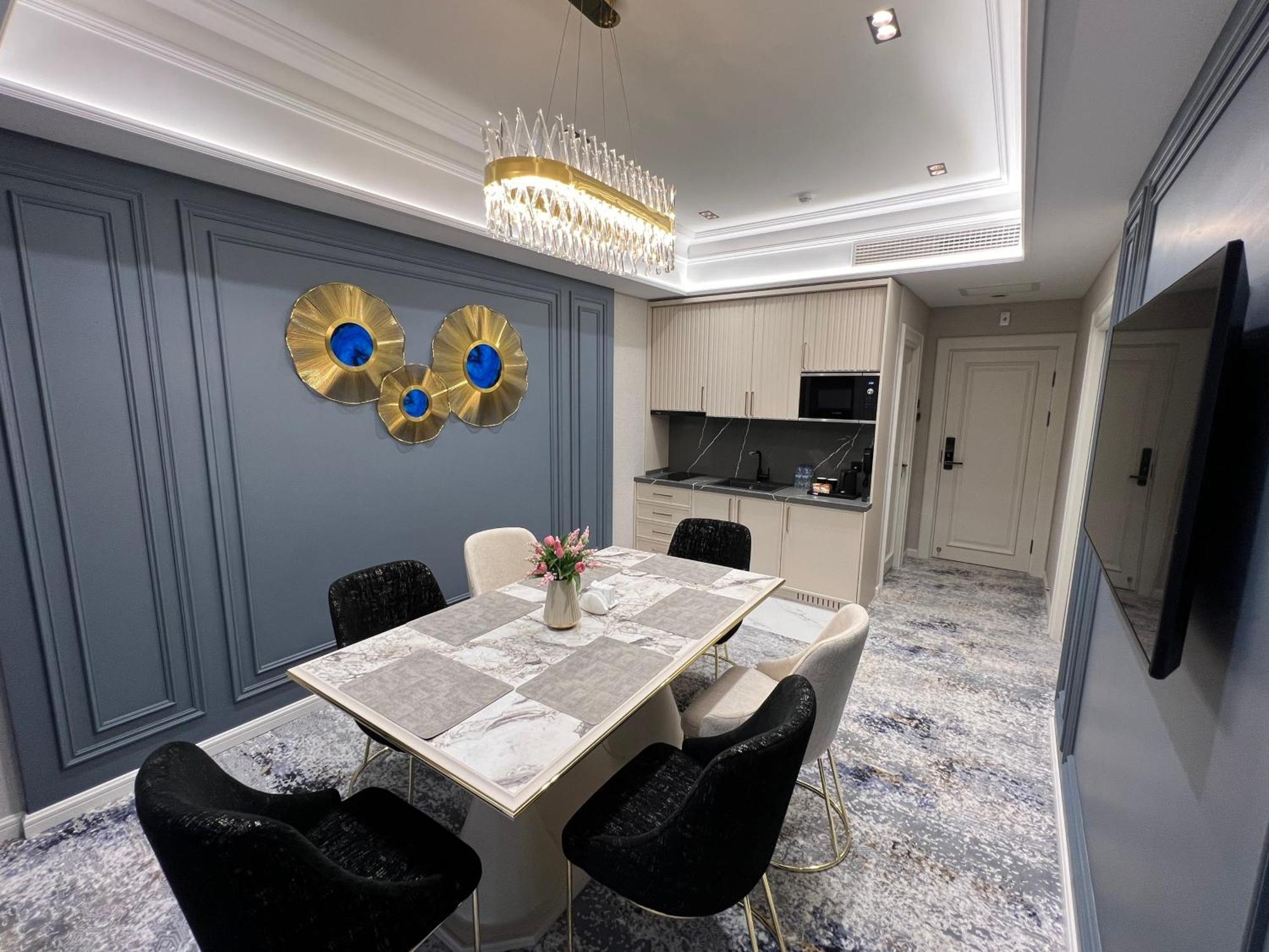 Hotel Sultan Qarshi Bagian luar foto