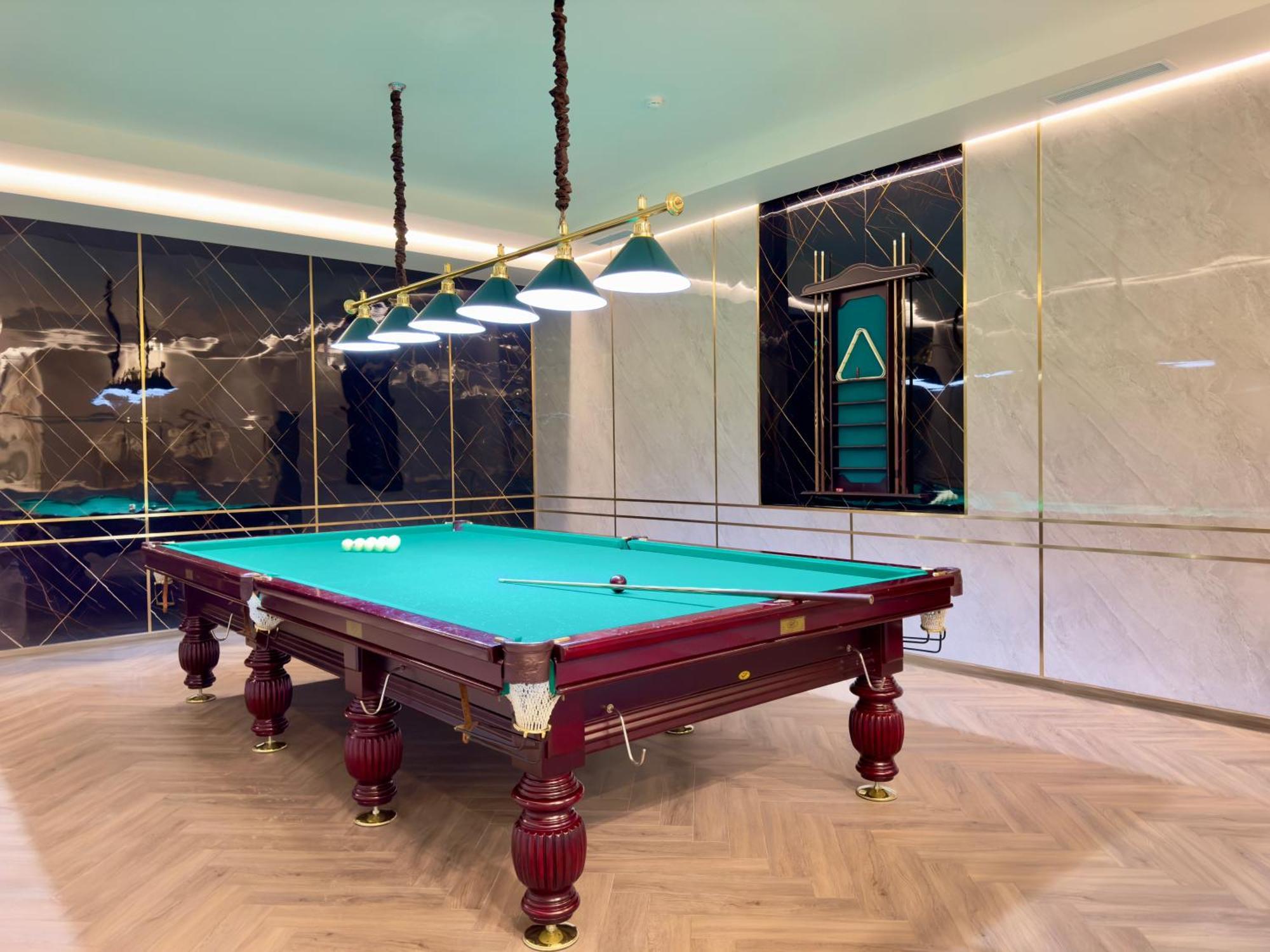 Hotel Sultan Qarshi Bagian luar foto